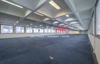 Imagem: O depósito possui 5 Vagas na garagem, 2.002m² de Área e