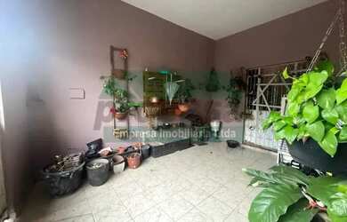 Imagem 6: Casa de rua - / Residencial / Petrópolis