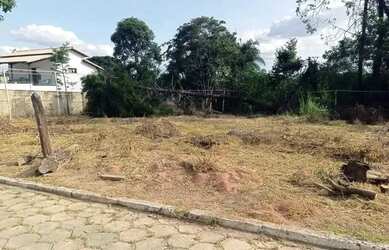 Imagem: O terreno possui 2000m² de Área e está localizado em Ribeirão