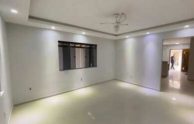 Imagem 13: Casa Alto Padrão Unamar. Piscina, Churrasqueira, VarandaeÁrea de serviço