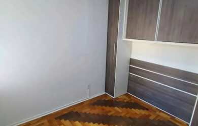 Imagem 14: Vende apartamento desopcupado com 2 quartos no Menino Deus
