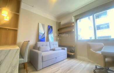 Imagem: O studio possui 1 Dormitório, 1 Banheiro, 1 Vaga na garagem