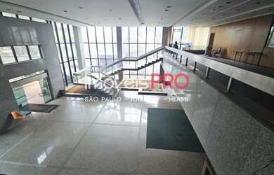 Imagem: O depósito possui 5 Vagas na garagem, 6.861m² de Área e