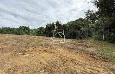 Imagem: O terreno à venda possui 3020m² de Área e está localizado