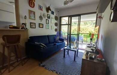 Imagem: O apartamento possui 3 Dormitórios, 2 Banheiros, 1 Vaga na