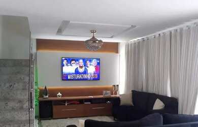 Imagem: A casa em condomínio possui 4 Dormitórios, 3 Banheiros, 120m²