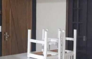 Imagem: A casa possui 1 Dormitório, 2 Banheiros e está localizado