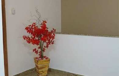 Imagem: A casa possui 2 Dormitórios, 1 Banheiro e 1 Vaga na garagem