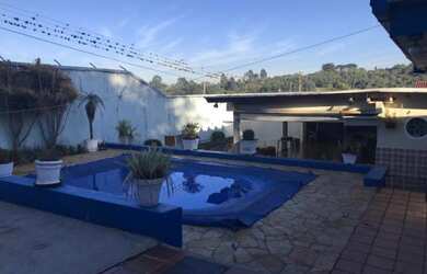 Imagem: A casa possui 1.535m² de Área e está localizado em Estrela