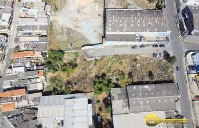 Imagem 3: Lote/Terreno para venda possui 3008 metros quadrados