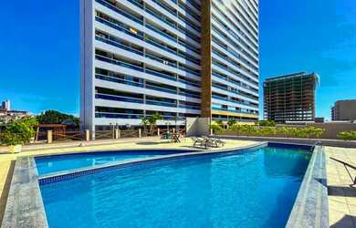 Imagem: O apartamento na cobertura possui 4 Dormitórios, 5 Banheiros