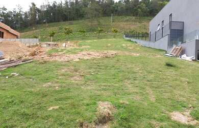 Imagem: O terreno possui 711m² de Área e está localizado em Tamboré