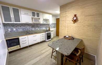 Imagem 11: Apartamento amplo na Praia de Bacutia à poucos metros do mar