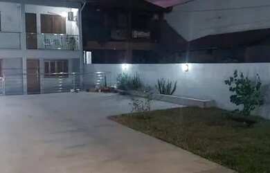 Imagem: A casa possui 2 Dormitórios, 1 Banheiro, 1 Vaga na garagem