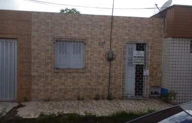 Imagem: A casa possui 1 Dormitório, 1 Banheiro, 40m² de Área e está