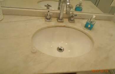 Imagem 12: Quarto e sala charmoso e mobiliado Copanema