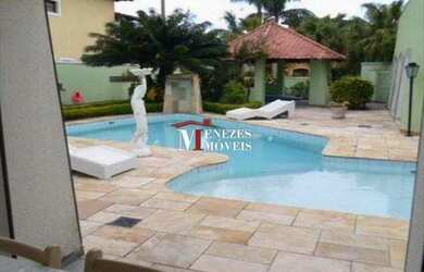 Imagem: A casa em condomínio possui 4 Dormitórios, 2 Banheiros, 4