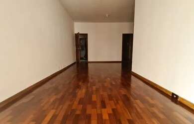 Imagem 13: Apartamento super espaço com varandinha e vista verde