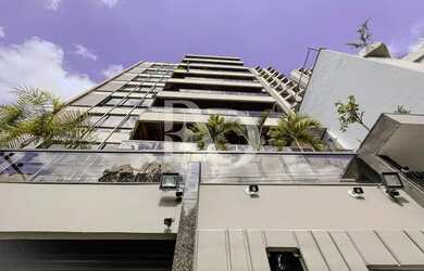 Imagem: O apartamento possui 4 Dormitórios, 4 Banheiros, 2 Vagas na