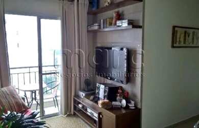 Imagem: O apartamento possui 2 Dormitórios, 1 Banheiro, 1 Vaga na garagem