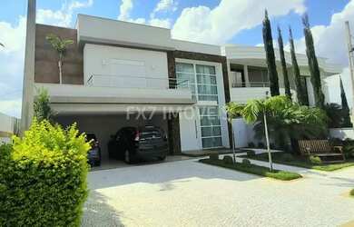 Imagem: A casa em condomínio possui 4 Dormitórios, 5 Banheiros, 4