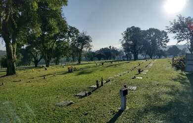Imagem: O terreno está localizado em Cristo Rei, Curitiba à venda