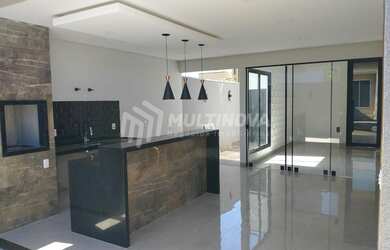 Imagem: A casa em condomínio possui 3 Dormitórios, 1 Banheiro, 1 Vaga