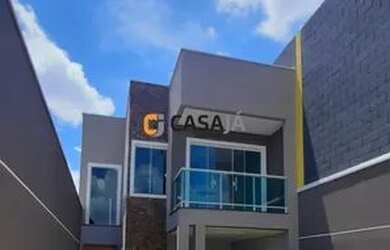 Imagem: A casa possui 3 Dormitórios, 3 Banheiros, 1 Vaga na garagem