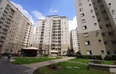 Imagem: O apartamento possui 3 Dormitórios, 1 Banheiro, 1 Vaga na garagem