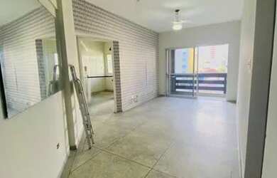 Imagem: O apartamento possui 1 Dormitório, 2 Banheiros, 1 Vaga na garagem