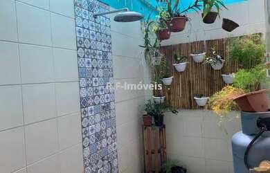 Imagem: A casa em condomínio possui 2 Dormitórios, 4 Banheiros, 2