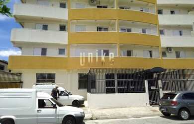 Imagem: O apartamento possui 3 Dormitórios, 2 Banheiros, 2 Vagas na