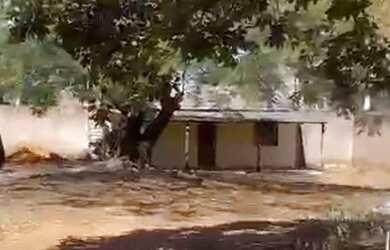 Imagem: A casa em condomínio possui 2 Dormitórios, 1 Banheiro, 5 Vagas