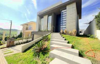 Imagem 1: Casa no Condomínio Figueira Garden - Atibaia, SP