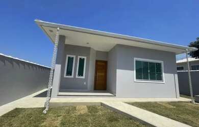 Imagem: A casa em condomínio possui 3 Dormitórios, 3 Banheiros, 3