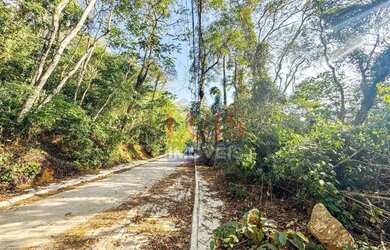 Imagem: O terreno possui 840m² de Área e está localizado em Itaipu