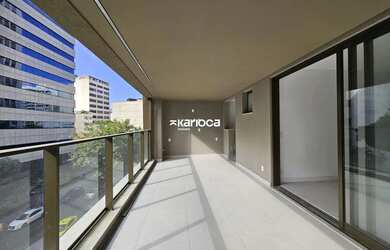 Imagem: O apartamento possui 3 Dormitórios, 3 Banheiros, 2 Vagas na