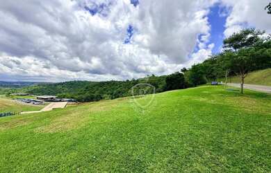 Imagem: O terreno à venda possui e está localizado em Bragança Paulista