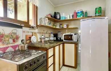 Imagem 10: SACADA DE FRENTE E ESPAÇO DE SOBRA NO CENTRO DA CIDADE