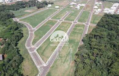 Imagem: O terreno à venda possui 301m² de Área e Imóvel mobiliado