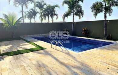 Imagem: A casa em condomínio possui 4 Dormitórios, 5 Banheiros, 4