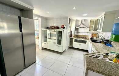 Imagem 2: Imóvel para aluguel possui 360 metros quadrados com 4 quartos