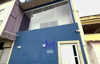 Imagem: A casa possui 2 Dormitórios, 4 Banheiros, 1 Vaga na garagem