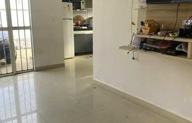 Imagem: A casa possui 2 Dormitórios, 1 Banheiro, 1 Vaga na garagem