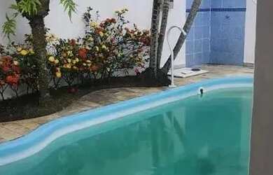 Imagem: A casa em condomínio possui 3 Dormitórios, 3 Banheiros, 2