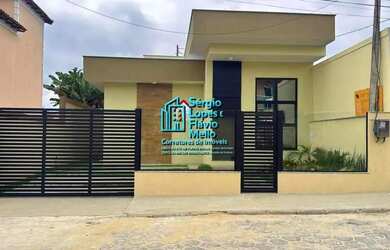 Imagem: A casa em condomínio possui 3 Dormitórios, 1 Banheiro, 3 Vagas