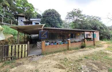 Imagem: A fazenda possui 450m² de Área e está localizado em Pouso