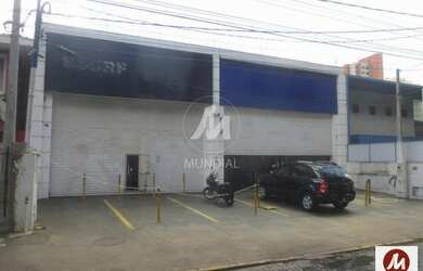 Imagem: O depósito possui 3 Vagas na garagem, 595m² de Área e está