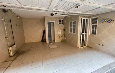 Imagem 6: Casa de condomínio possui 170m² com 3 quartos sendo 1 suíte, mais dependência...