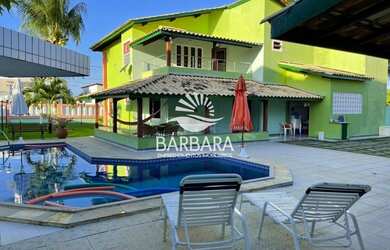 Imagem: A casa em condomínio possui 5 Dormitórios, 5 Banheiros, 5